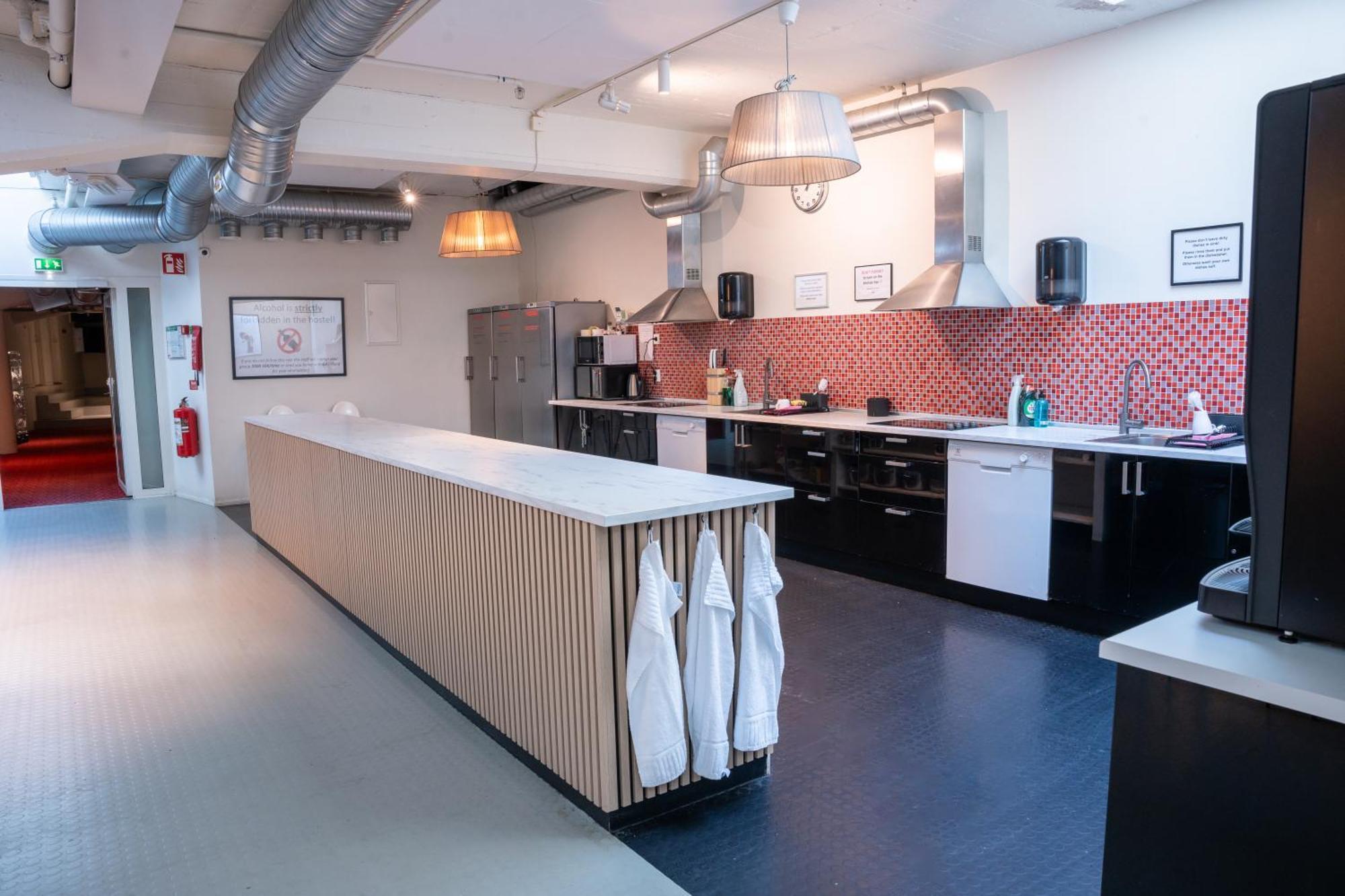 Stockholm Hostel Экстерьер фото