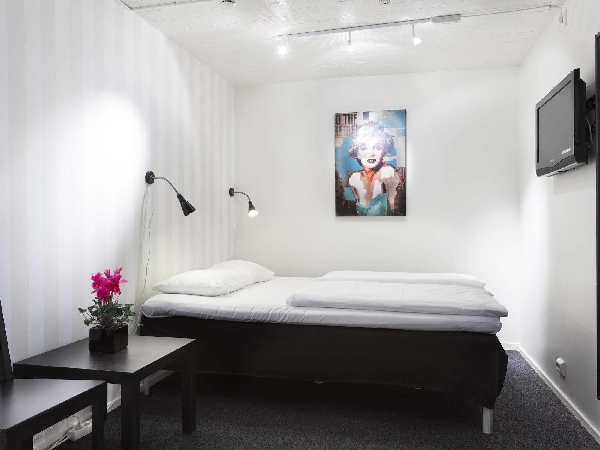 Stockholm Hostel Экстерьер фото